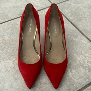 Kenneth Cole Red pumps